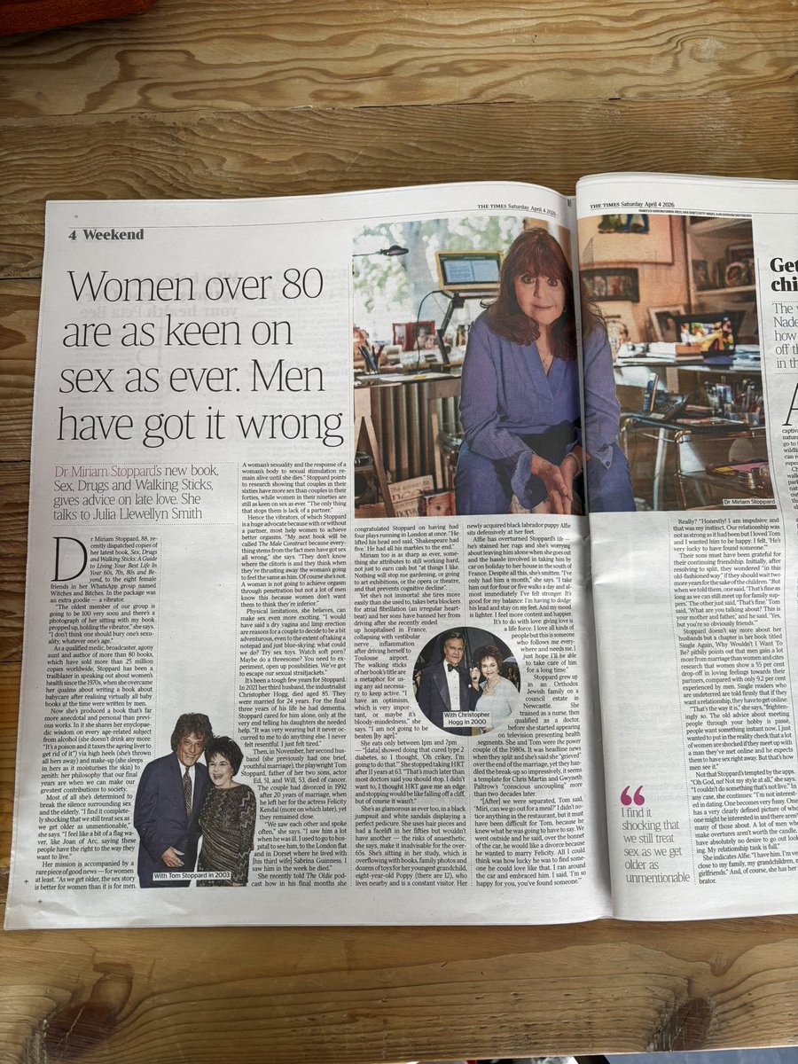 Mirror Books tweet media