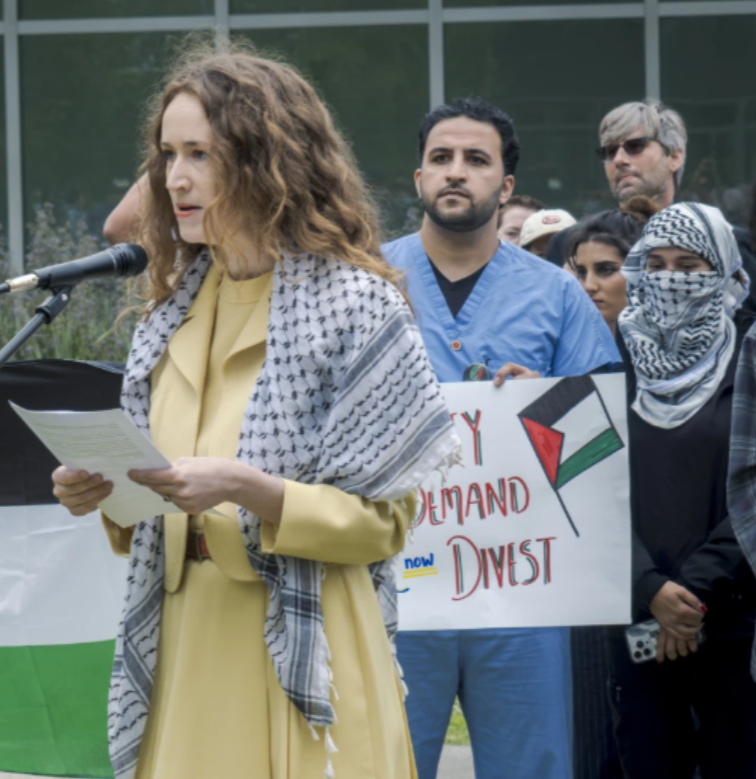 NizNellie3 tweet media