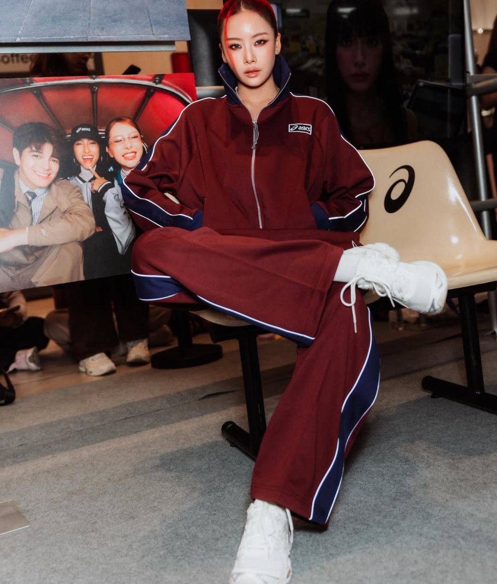 TeamPatChayanit tweet media