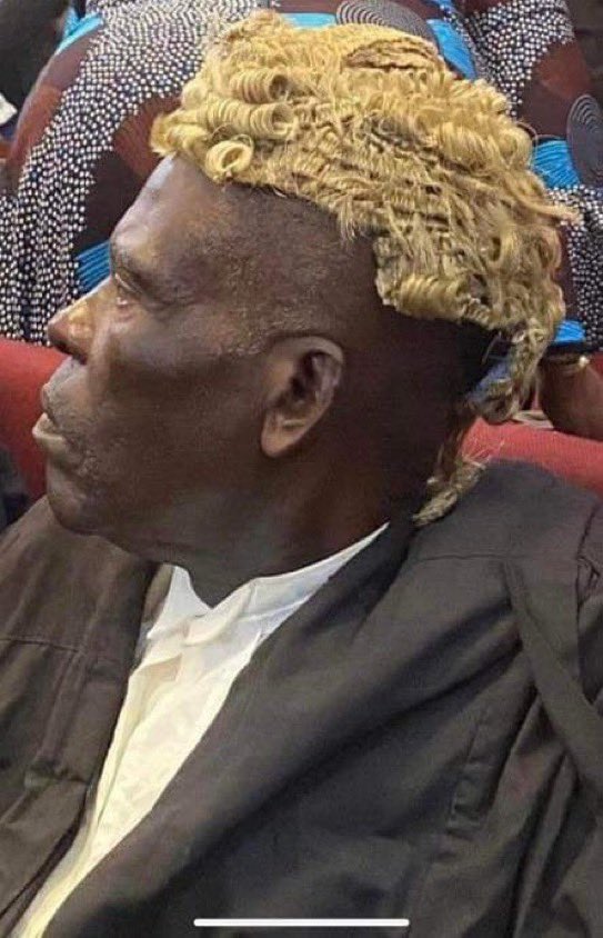 𝐄𝐦𝐳𝐲 ✰ tweet media