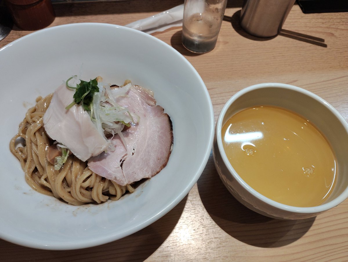 みったん tweet media