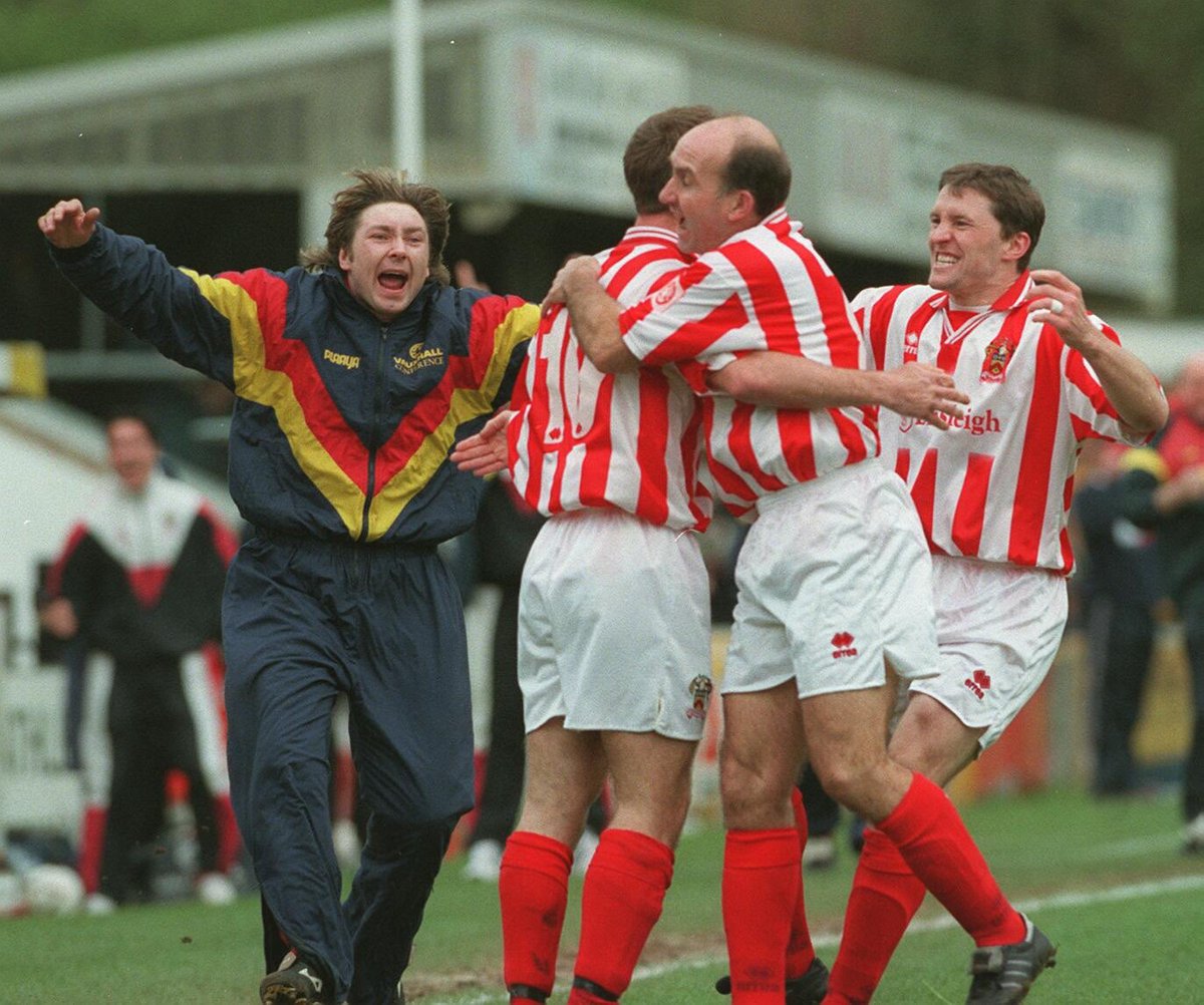 JonPalmerSport's tweet photo. On this day in 1998: Steve Cotterill's Cheltenham Town booked their first Wembley trip by drawing the second leg of their FA Trophy semi-final at Dover Athletic 2-2, giving them a 4-3 aggregate victory. Dale Watkins and Jason Eaton scored the goals in front of 3,240 fans #ctfc https://t.co/gN4GwHK4FD