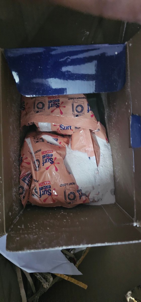 coolranjan's tweet photo. @amazonIN @AmazonHelp @amazon @JeffBezos @ajassy  had received grocery items whose return window closed yesterday. Was out of station and today when opened box surf excel had spilled over and damaged. 4 time customer service team disconnected call when asked to transfer to senior https://t.co/m2NeFu2IQW
