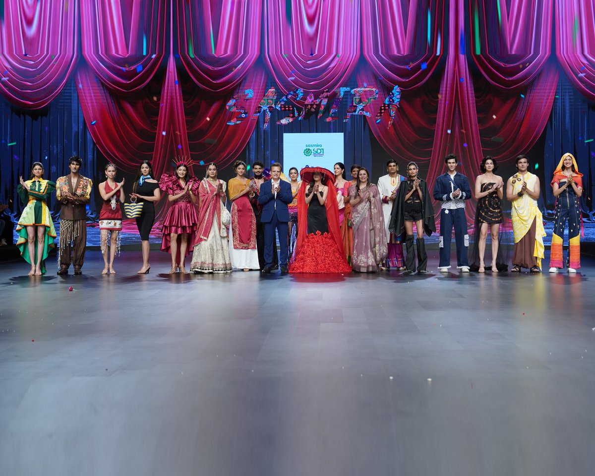 TimesFashionWk's tweet photo. The future of Indian fashion is looking very good right now.
#SIDT #SasmiraInstitute #IshaMalviya #BombayTimesFashionWeek #BTFWApril2026 https://t.co/3RpkK5jkQT