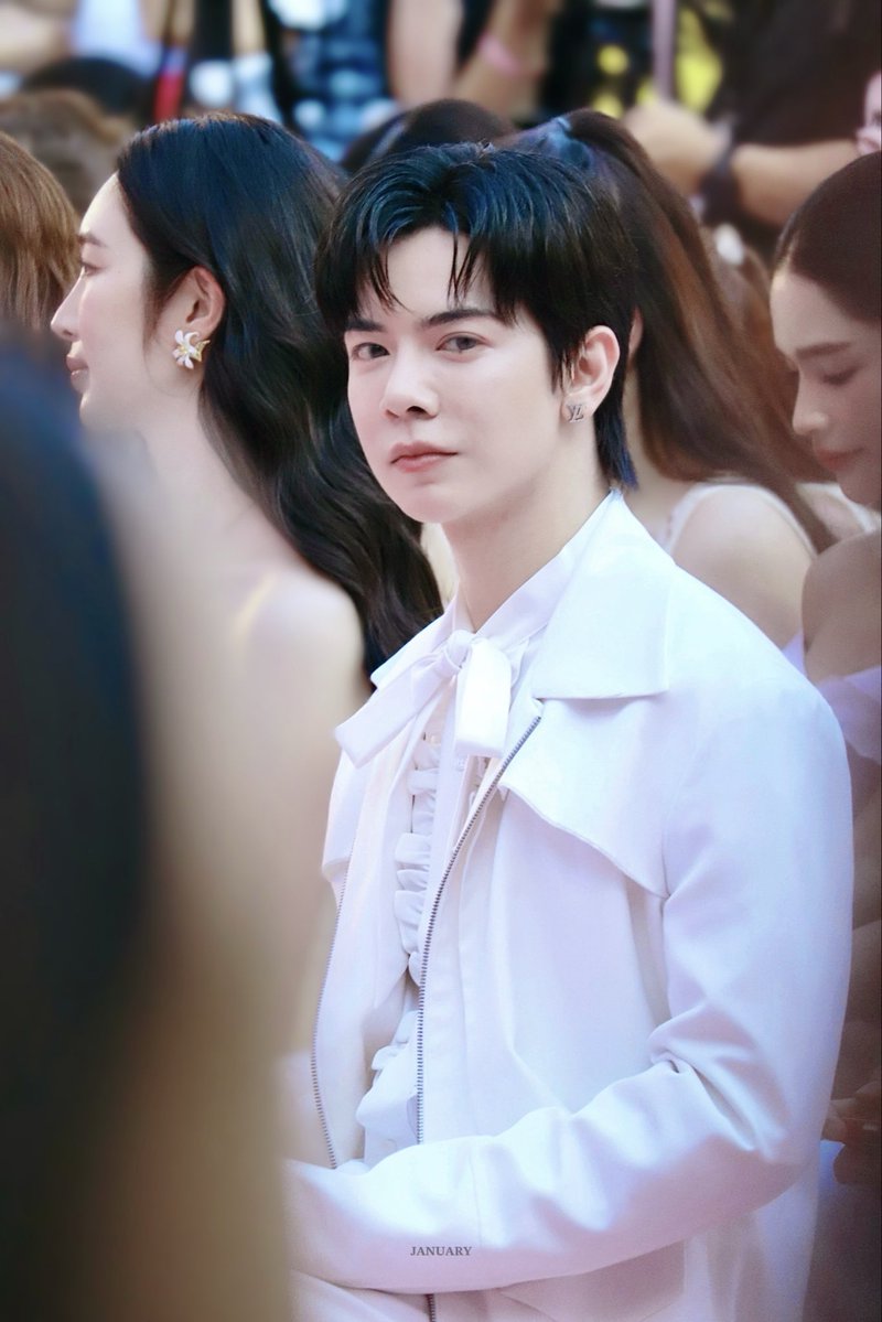 𝒋𝒂𝒏𝒖𝒂𝒓𝒚 — tweet media