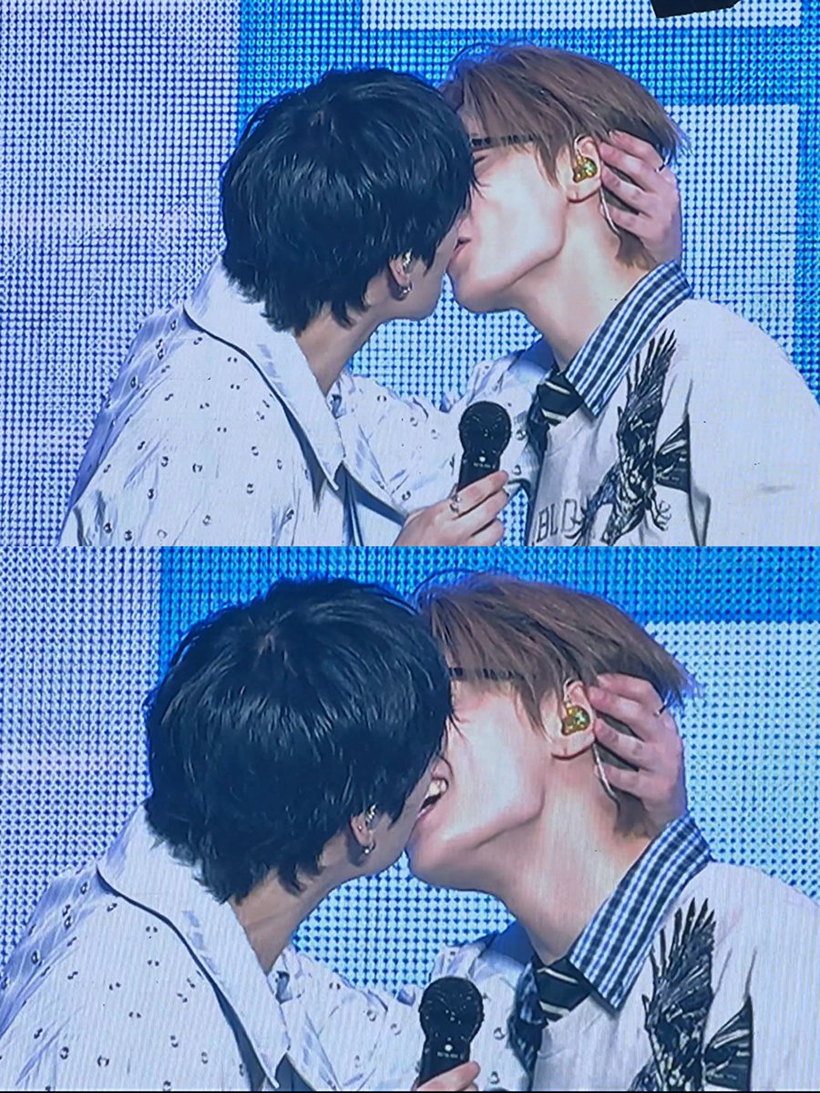 Lee Know pics tweet media