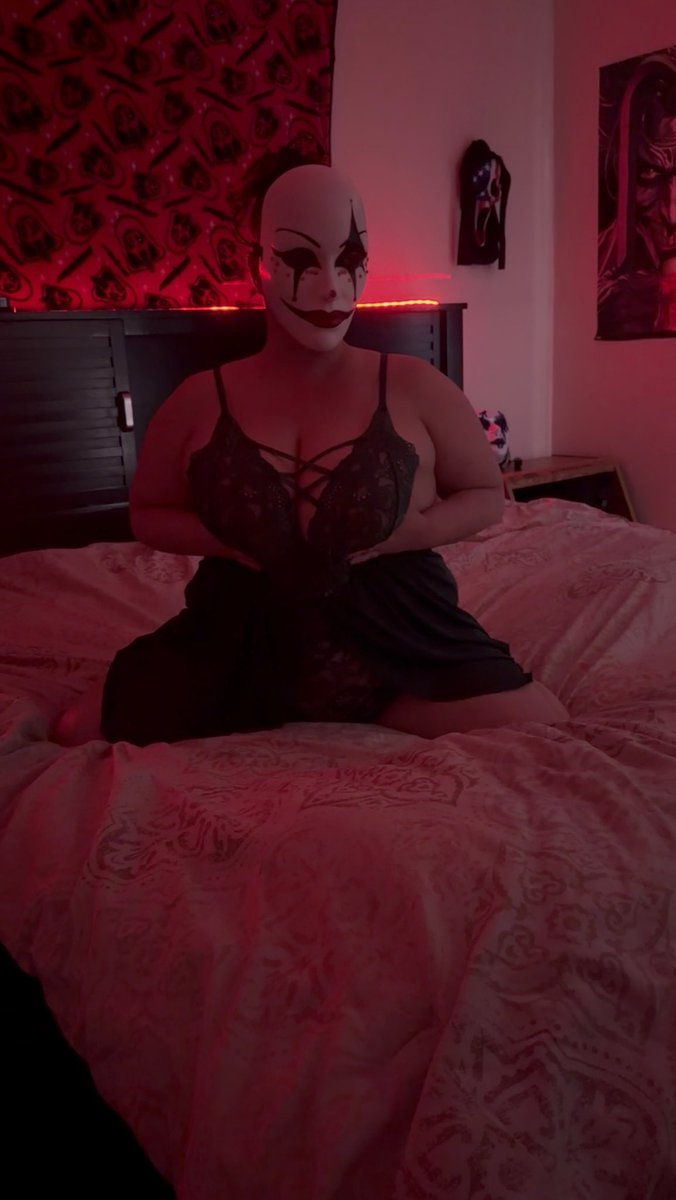 Thick WifE tweet media