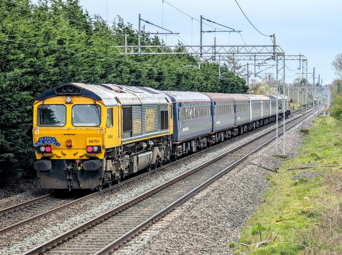 DOTS (Down On The Stour) tweet media