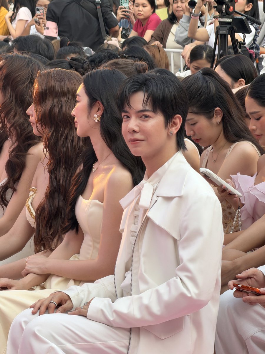 machiavely lili tweet media