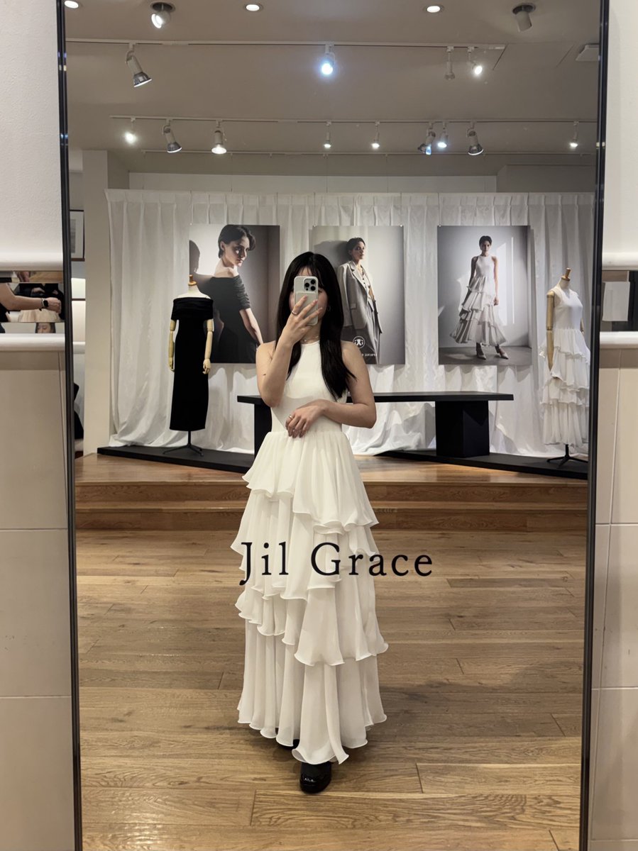 __mefil__'s tweet photo. 🦦✨

#jilgrace https://t.co/q3YoOdye2r