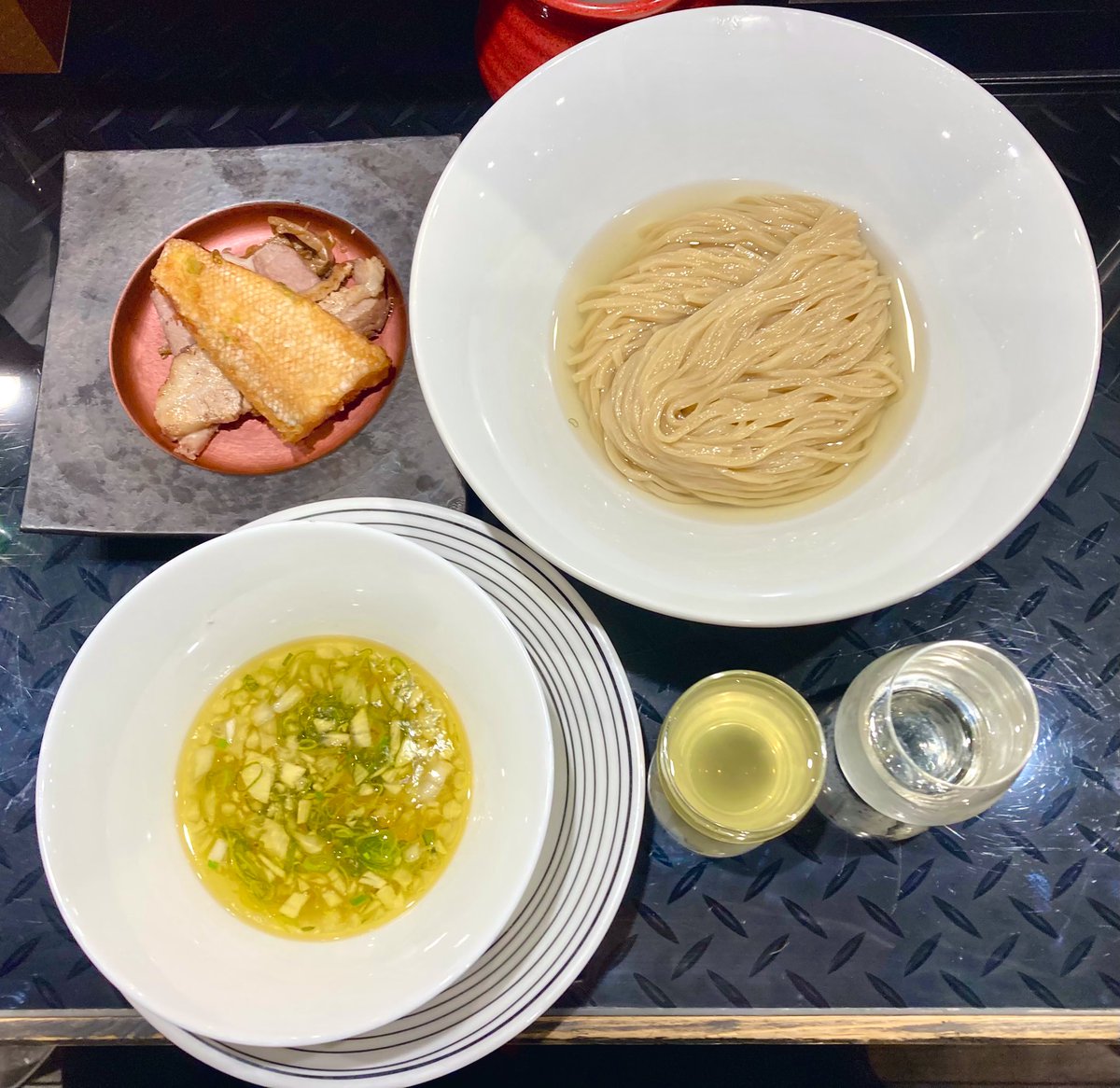 ぬけろう tweet media