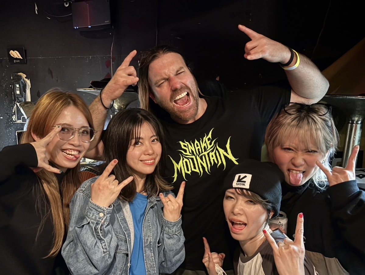 Ladybeard🎀 tweet media