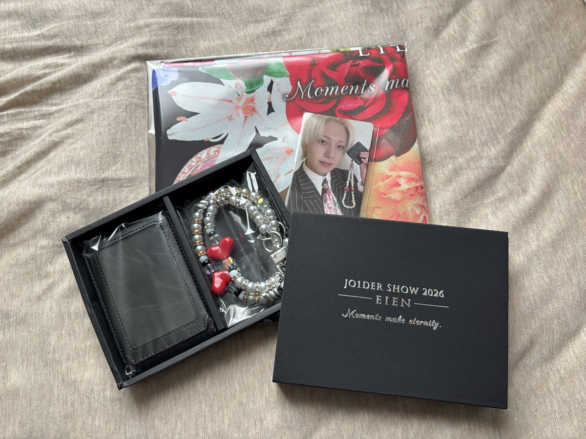 𝗺𝗶𝘁𝗮 tweet media