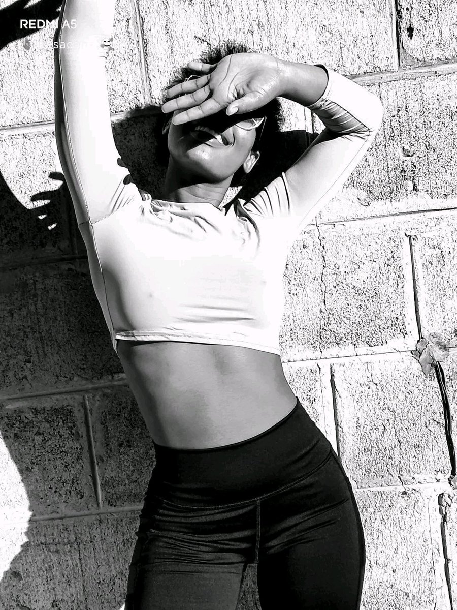 Mzansi2kzXXX tweet media