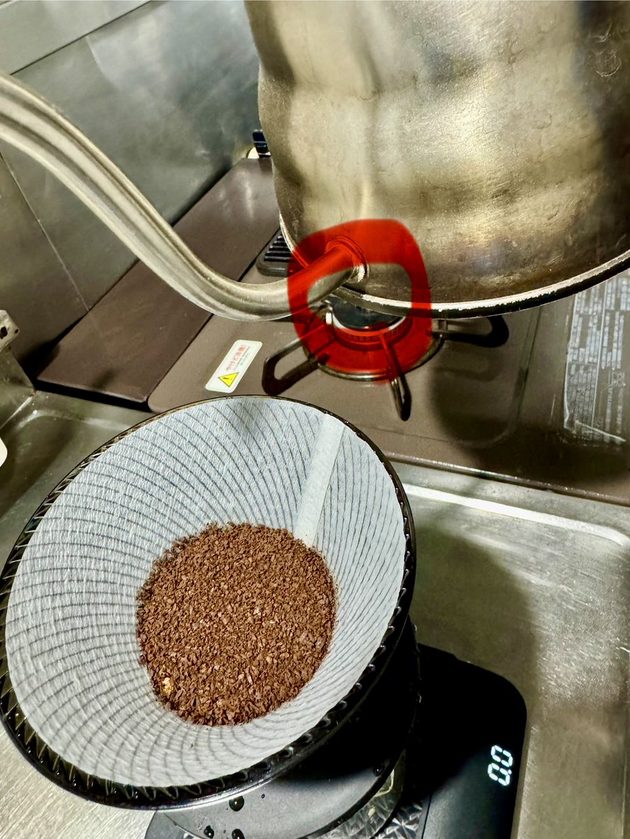 nejikuman tweet media