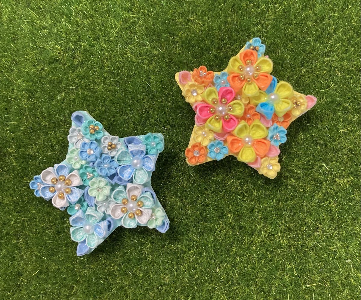 su08_19's tweet photo. ほしマグネット𖤐ˊ˗

黄色い方は蛍光ペンで色付けした折り紙を使用しています✨

気になるものがありましたら
コメント、メッセージ
お待ちしております🥰

※こちらはどちらもマグネットへ加工済みです。

#折り紙でつまみ細工 #折り紙 #つまみ細工 #星 #ハンドメイド https://t.co/ZMbUErRvtK