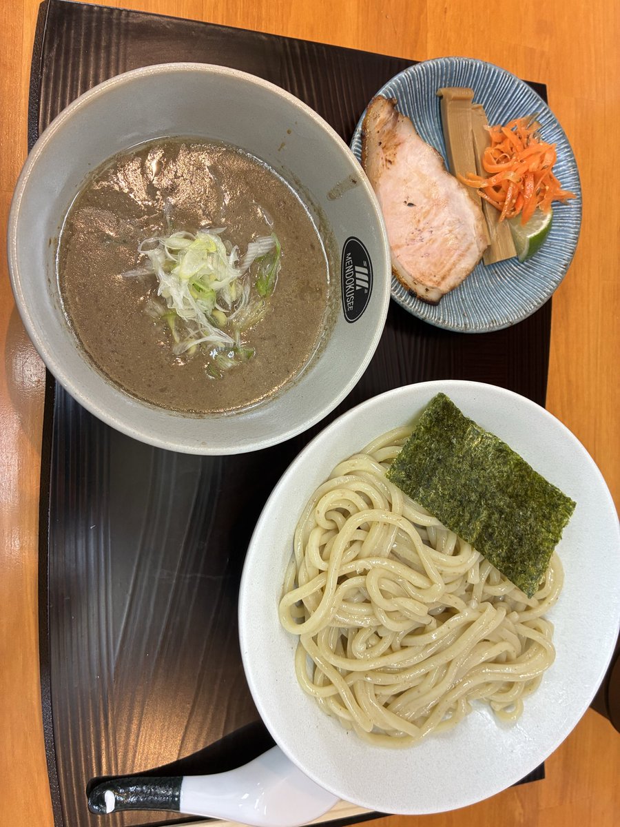 prfmkoji's tweet photo. 本日リニューアルオープンしたお店の濃厚つけ麺！麺、スープ、具材の全てが美味しかった！でもやっぱりラーメンは熱々が好きです❤️今後、麺熱盛とかオーダーできないかなー https://t.co/1KoDnDxwFZ