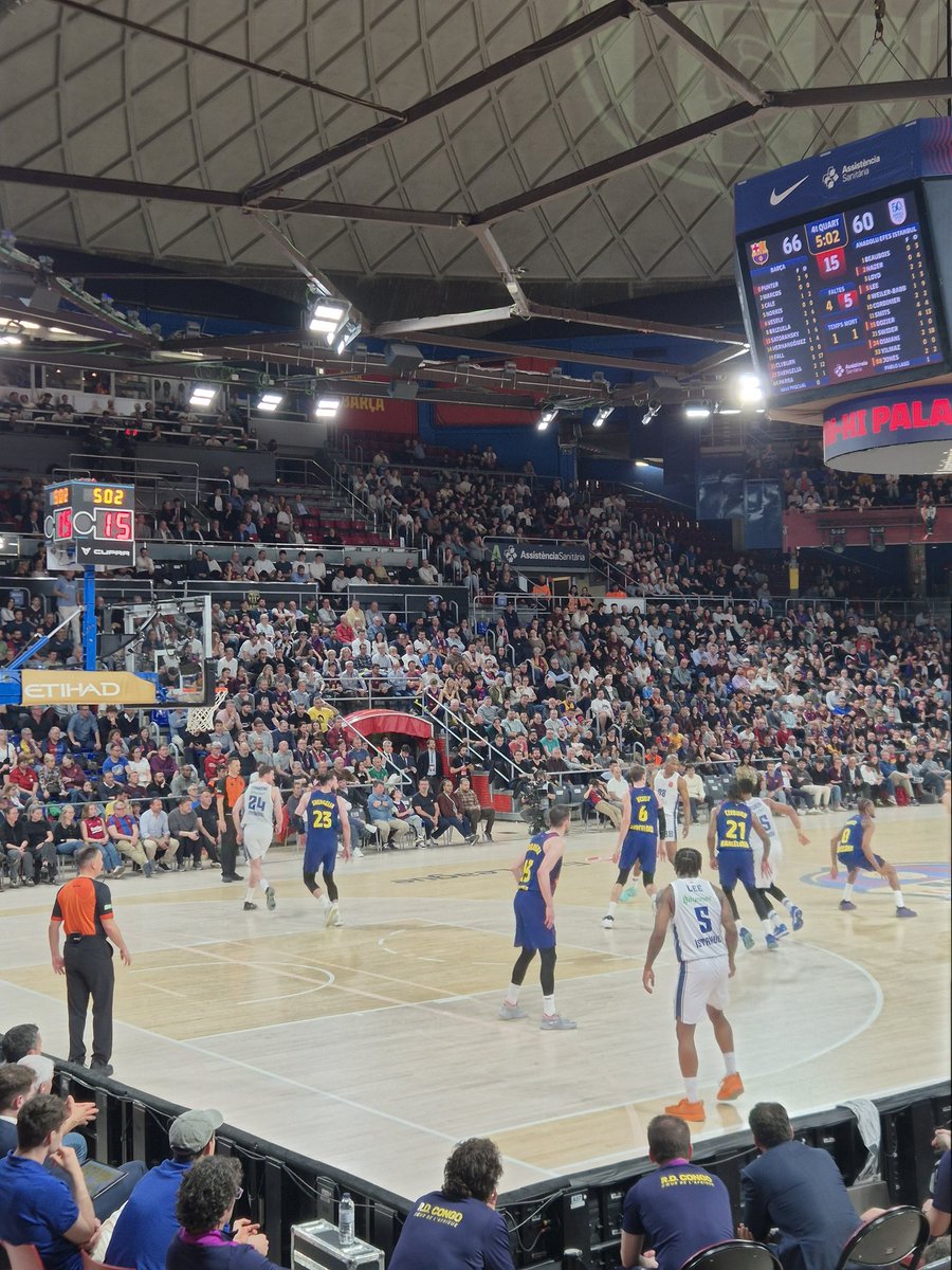 teobocconi tweet media