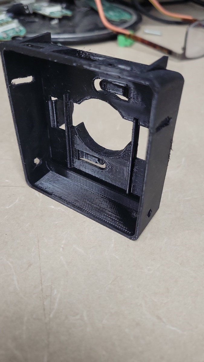 Robert F tweet media