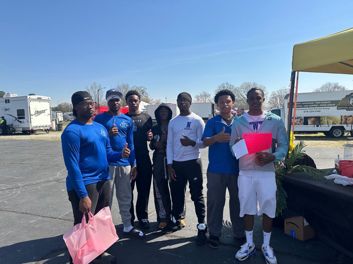 NewtonramsBase's tweet photo. More than baseball. 💙
Your Newton Rams out in the community giving back at the Cherry Blossom Festival 🌸
Building relationships. Serving others. Representing the Ram way.
#GoRams #BuiltDifferent #NewtonBaseball #CommunityFirst https://t.co/S4luFq4kta