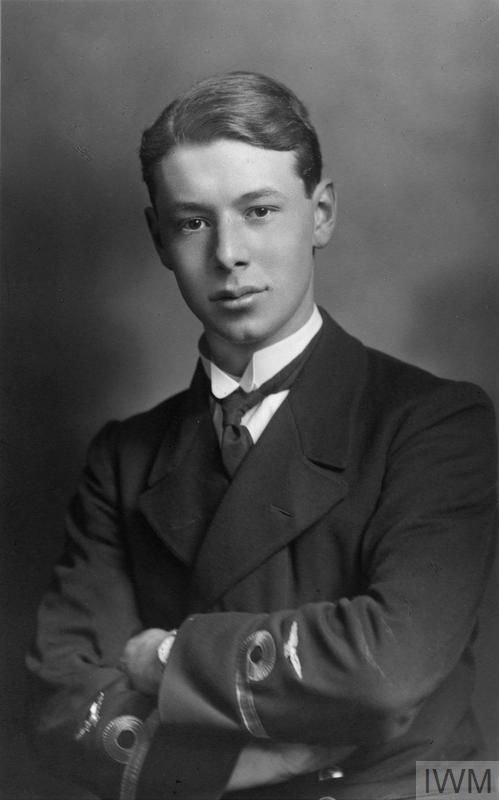 BritishHistorym's tweet image. Remembering Flight Sub Lieutenant D C Burgess 🙏🇬🇧

Royal Naval Air Service.

Death: Not known.

_____ 
#lestweforget #remembrance #britishhistory #firstworldwar #rnas #royalnavalairservice #history