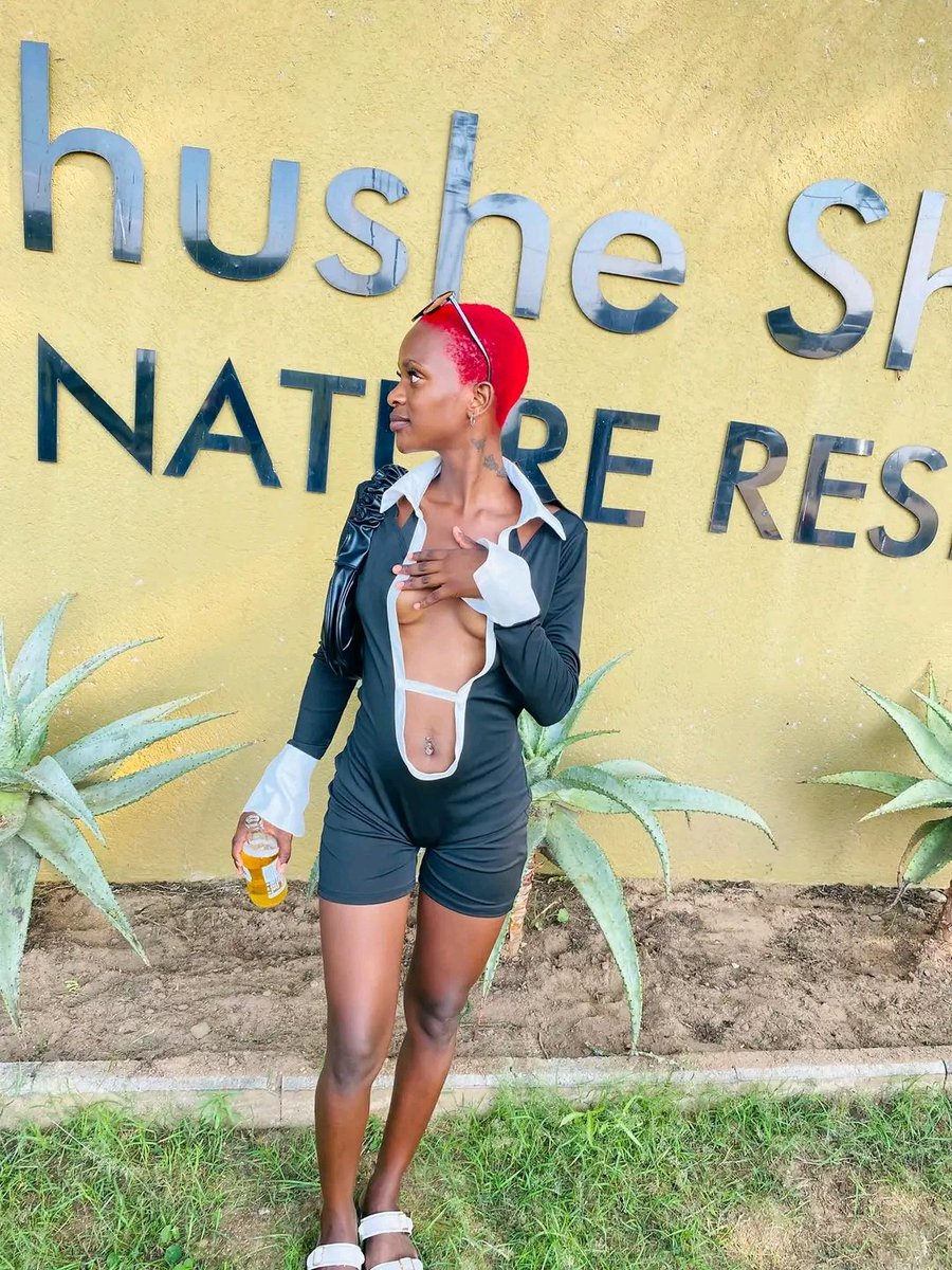 Mzansi2kzXXX tweet media