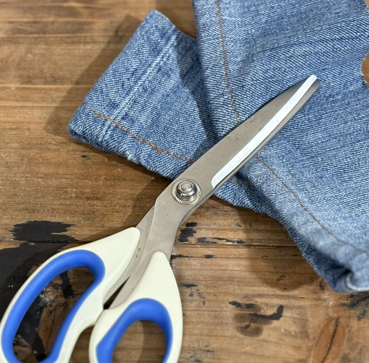 tzsl's tweet photo. ✂️✂️✂️ https://t.co/FrkPub92ue