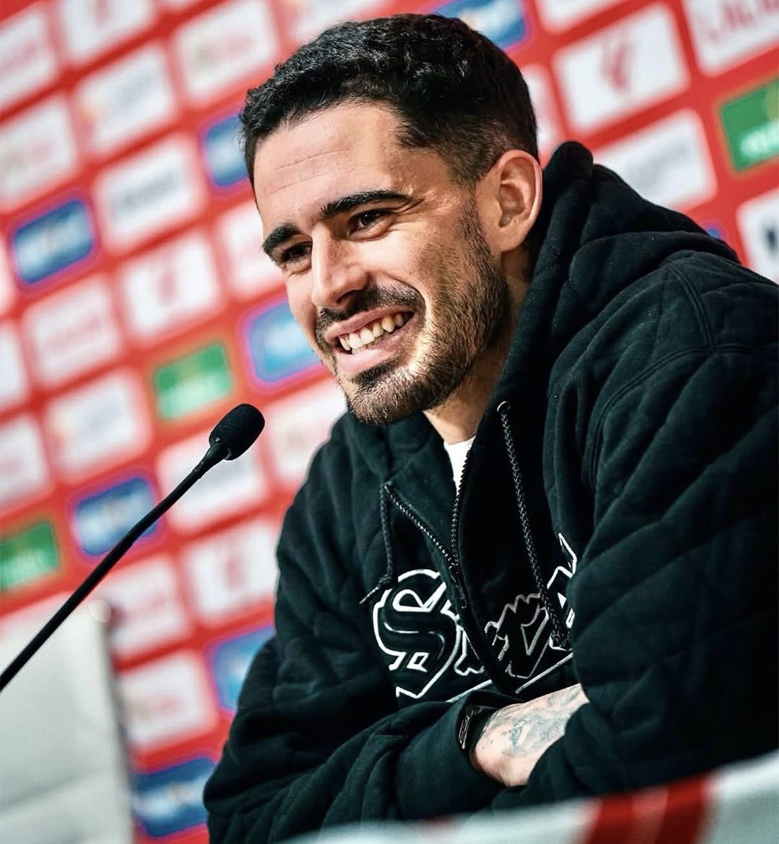 LegaFᴀɴᴛᴀsʏ tweet media