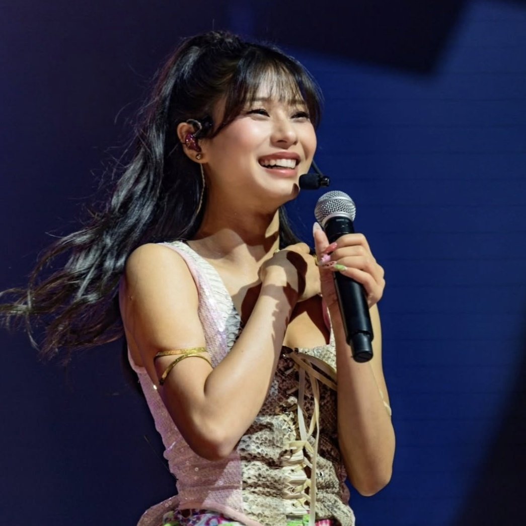 christy pics 🛼 tweet media