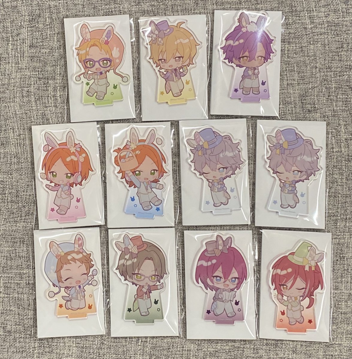 uduki_02's tweet photo. 【交換】アニメイトカフェ、あんさんぶるスターズ、アニカフェ、アクリルスタンド

【譲】真、薫、アドニス、ひなた、ゆうた、泉、光、敬人、茨、夏目

【求】同種 渉、英智、創

※送料相互負担郵送交換でお願いいたします。
※当方からはクリックポスト発送になります。 https://t.co/0TYeyOTl5G