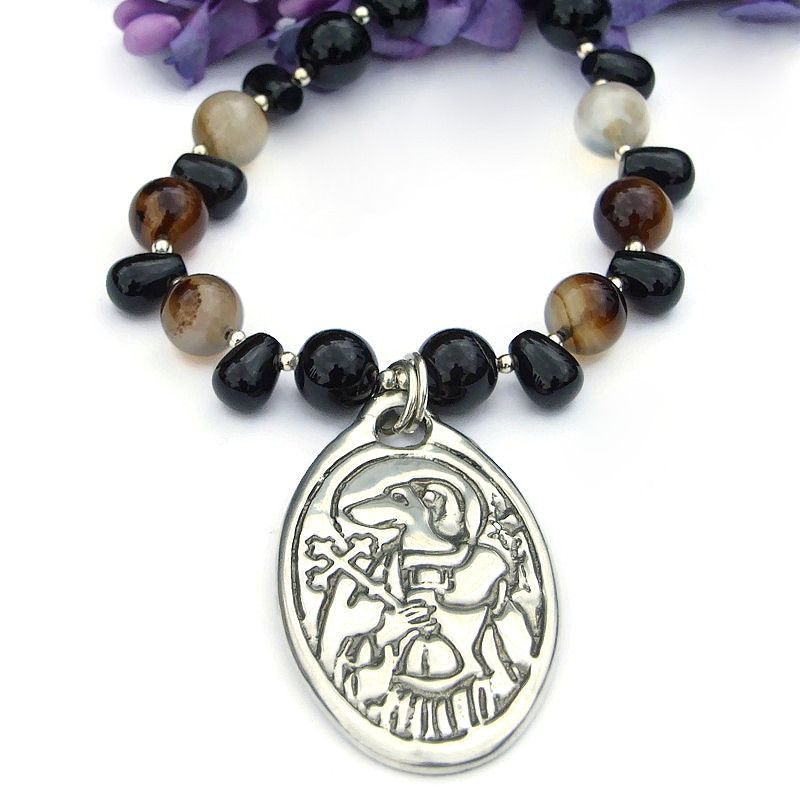 ShadowDogDesign's tweet photo. Unique Iconography #Dog Head #StChristopher Pendant #Necklace w/ Black Agate & Black Onyx! via @ShadowDogDesign #bmecountdown #MothersDay #ShopSmall #ReligiousNecklace https://t.co/B2eKwVrS2V https://t.co/vL8MrHSeZQ