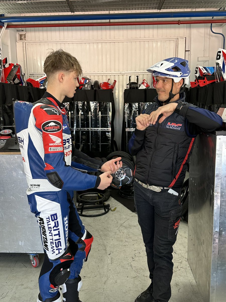 Junior Talent Team tweet media