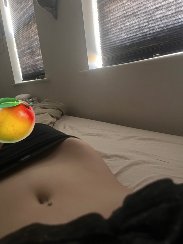tinysuke's tweet photo. tummy pudge will be the death of me https://t.co/54ikdqTKv8