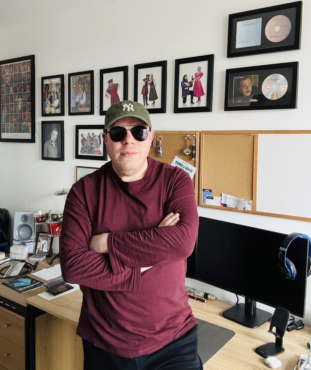 danielmatthews8's tweet photo. Saturday in the studio. https://t.co/pvWZX2889t