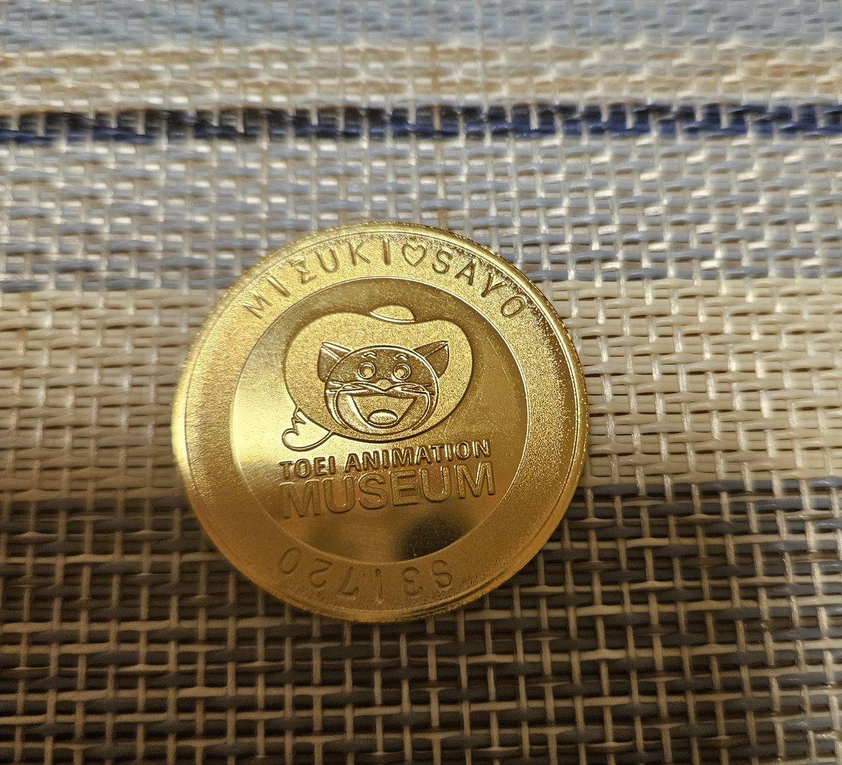 職人技を感じられて、太田さんの説明も分かりやすくて、良かった💕絵を描く人やｱﾆﾒｰﾀｰ志望の人とかは参考になるかも😊
この企画展の本出して欲しいし、宮本さんの作画展とかもやって欲しい💕
記念ｺｲﾝは水沙代で笑
#太田晃博作画展