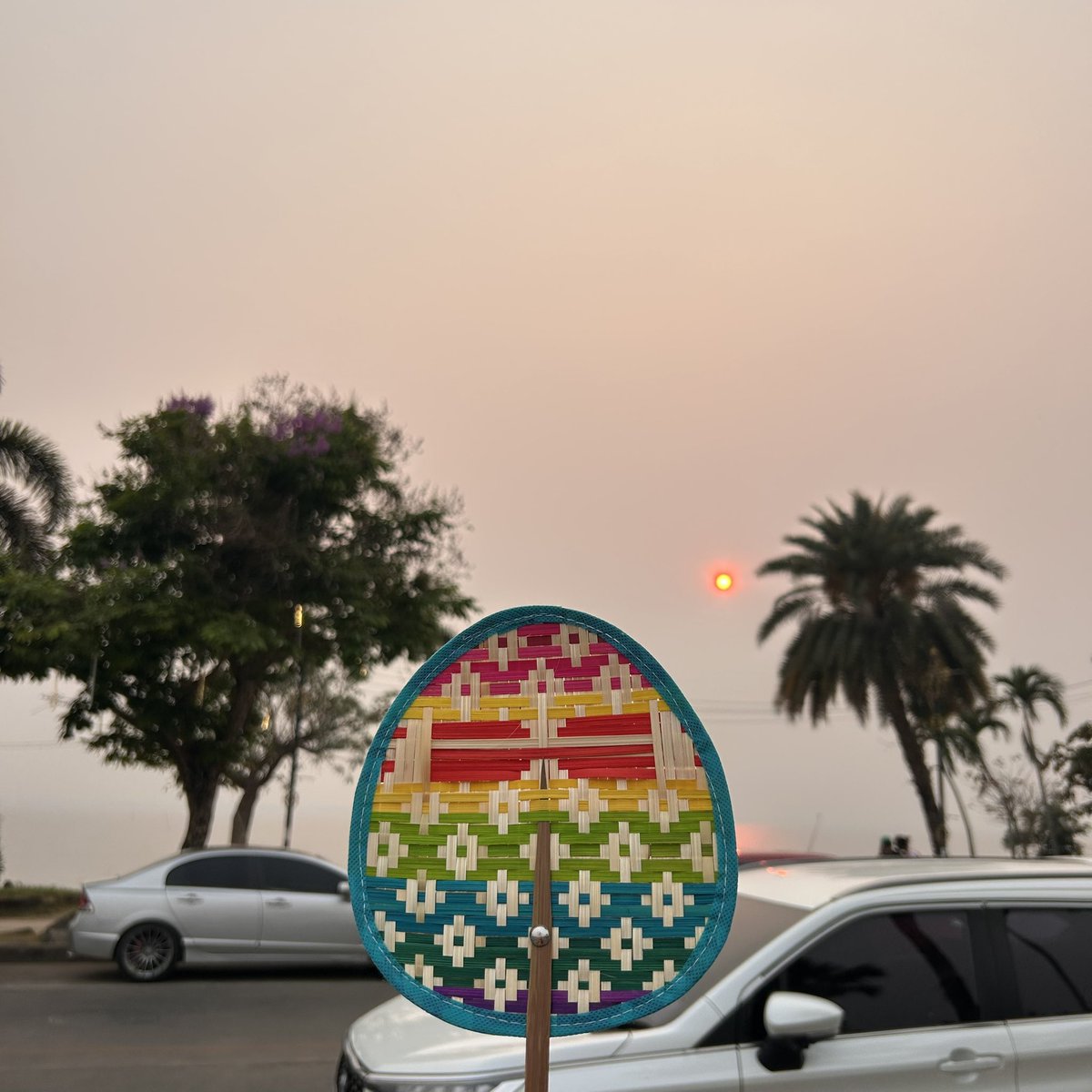 khwanta.s tweet media