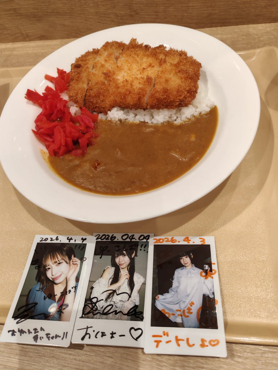 💉 ゆ ― こ ば tweet media