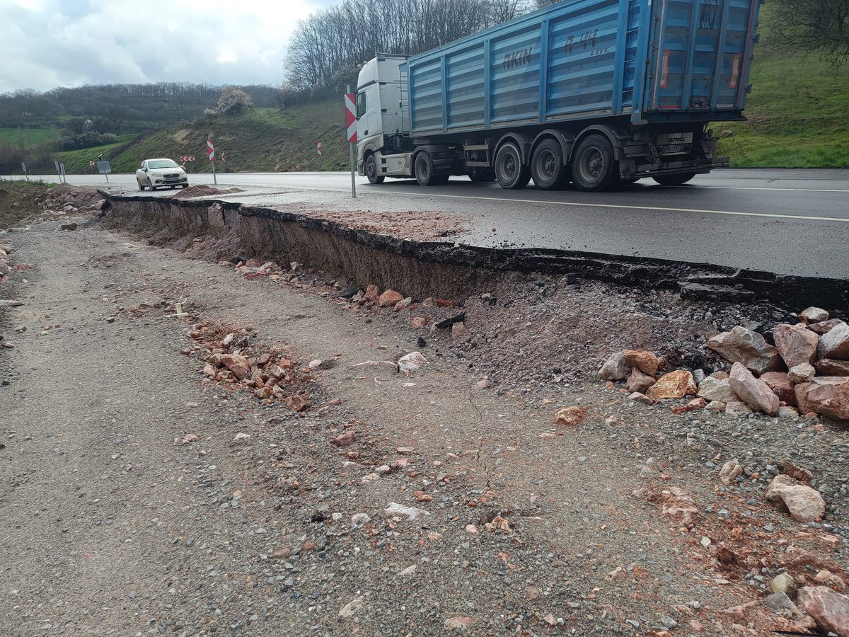 Turhan Çömez tweet media