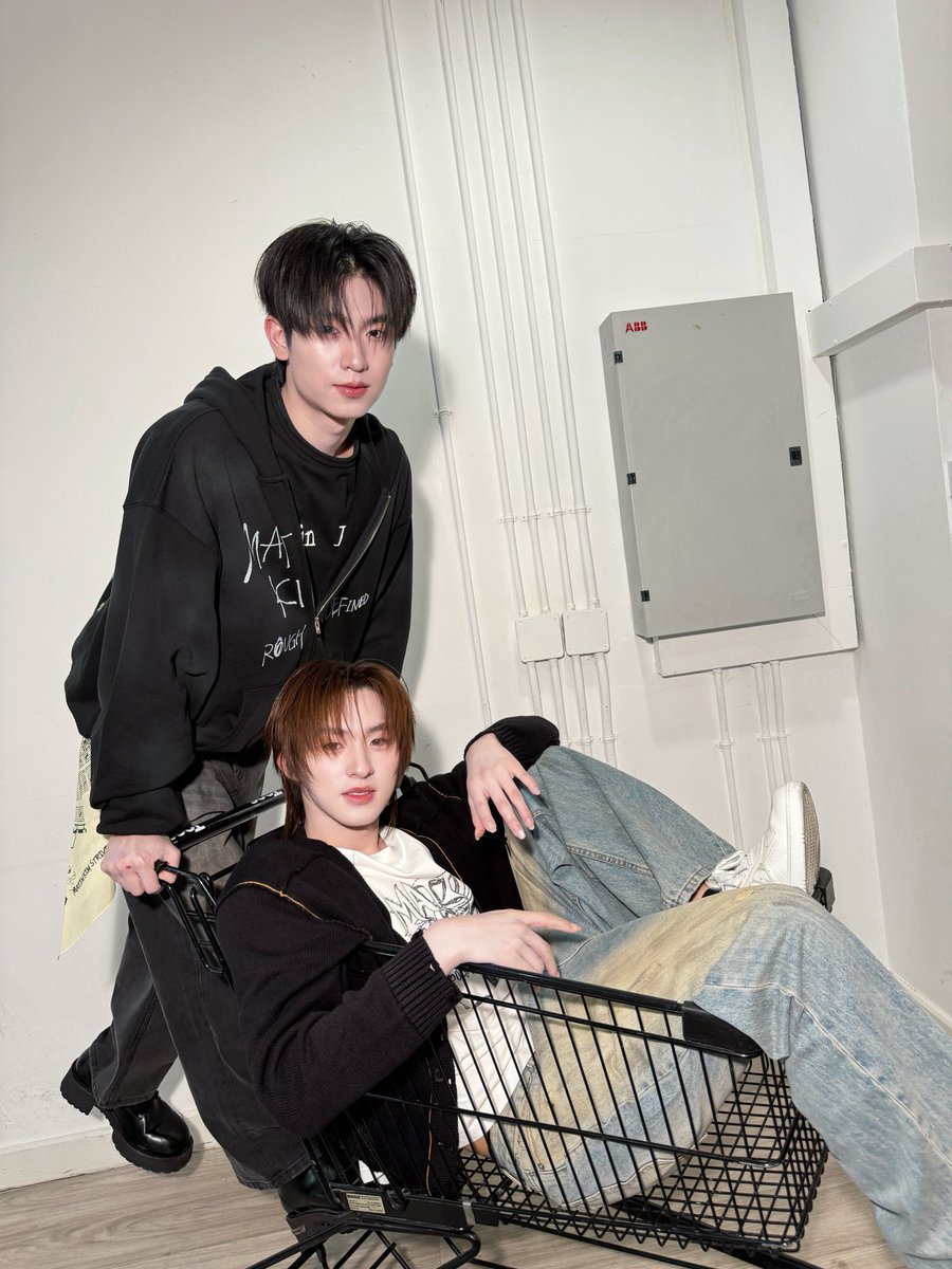 มุแง คน ชิค ชิค tweet media