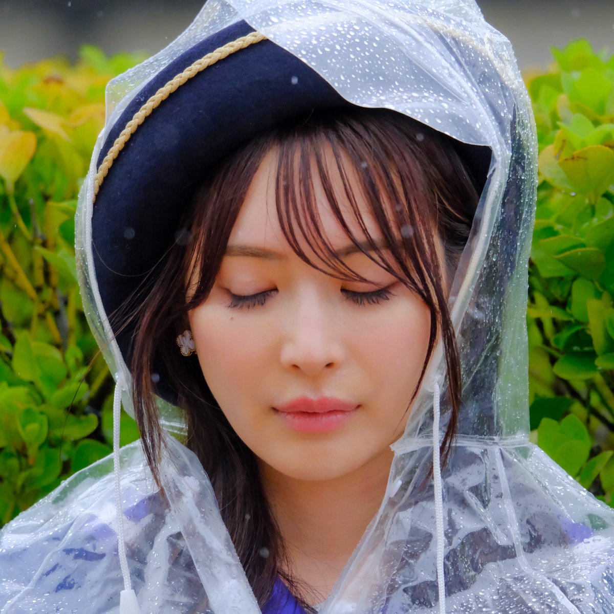 cute_pod's tweet photo. 中山競馬場
（4月4日☔️）

 #姫野みなみ さん
@MinamiHimeno000 

 #姫野みなみ
 #ウィナーズレディ
 #中山競馬場
 #中山馬主協会
 #JRA
 #うま娘
 #引退馬支援
 #雨の中お疲れ様でした
 #雨粒と相まって素敵でした
 #中山競馬場へ行こうw
 #風邪ひかないように… https://t.co/RsTMZsIvnR