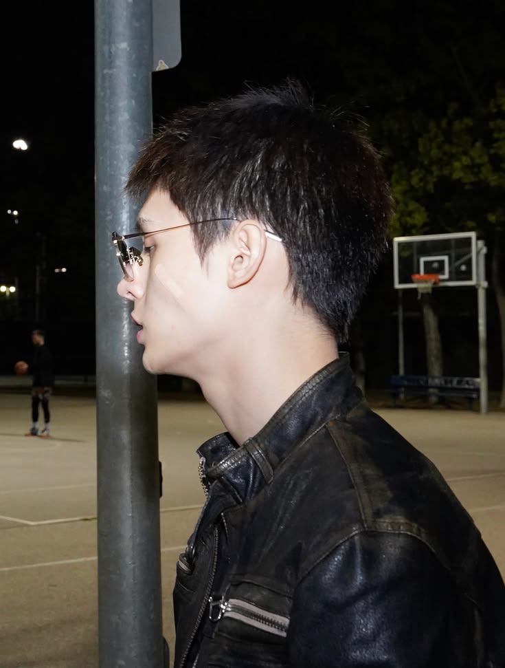 ୨୧ ose tweet media