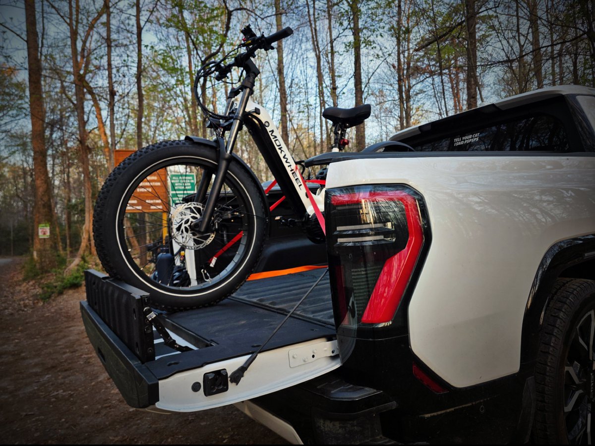 Technically Jeff tweet media