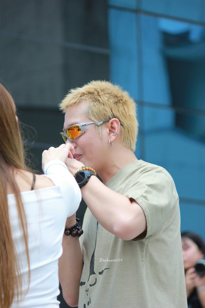 ❥𝐵𝕝𝕦𝕖 𝐵𝕦𝕒𝕤𝕣𝕚 ∞ 𝕗𝕥. 𝐵𝕚𝕦 🇹🇭 tweet media