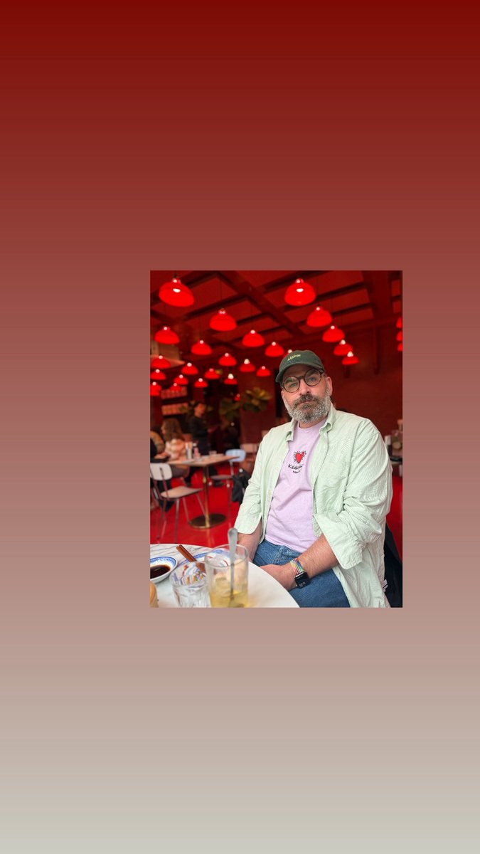 Batolde Velour tweet media