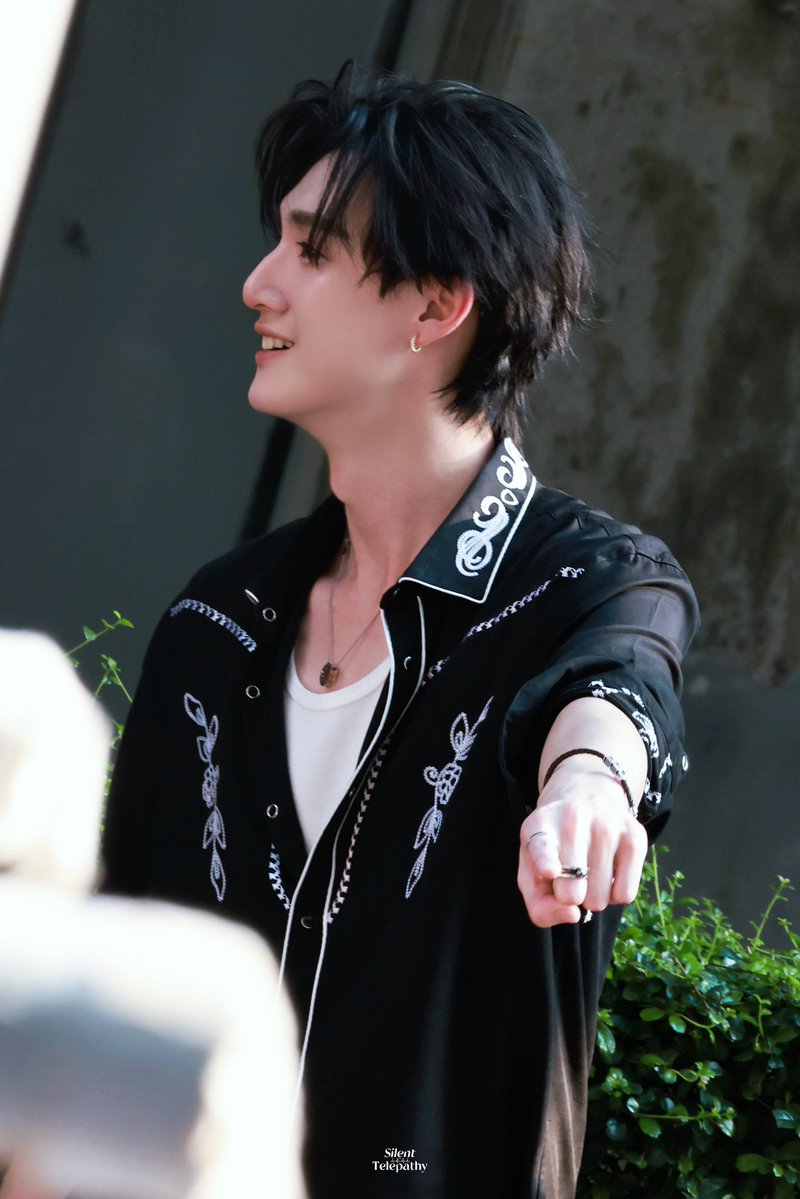 arlyn🐙 tweet media