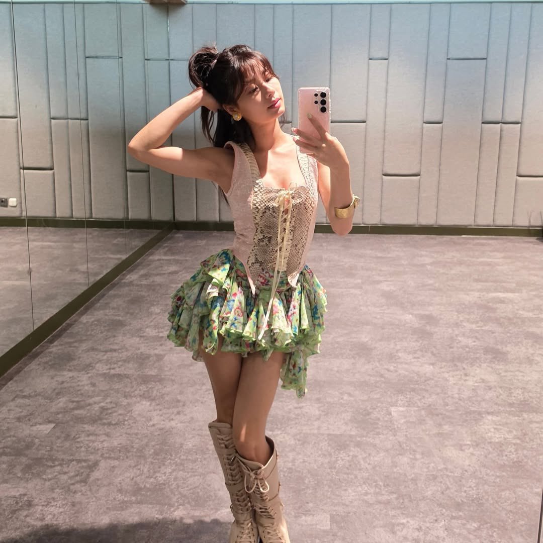 no na daily 🛼 tweet media