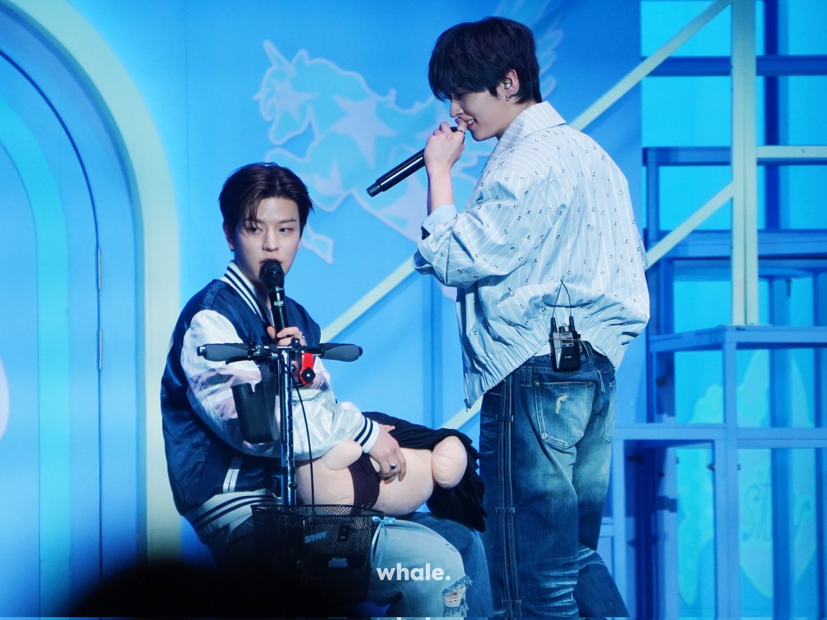 𝙬𝙝𝙖𝙡𝙚. tweet media