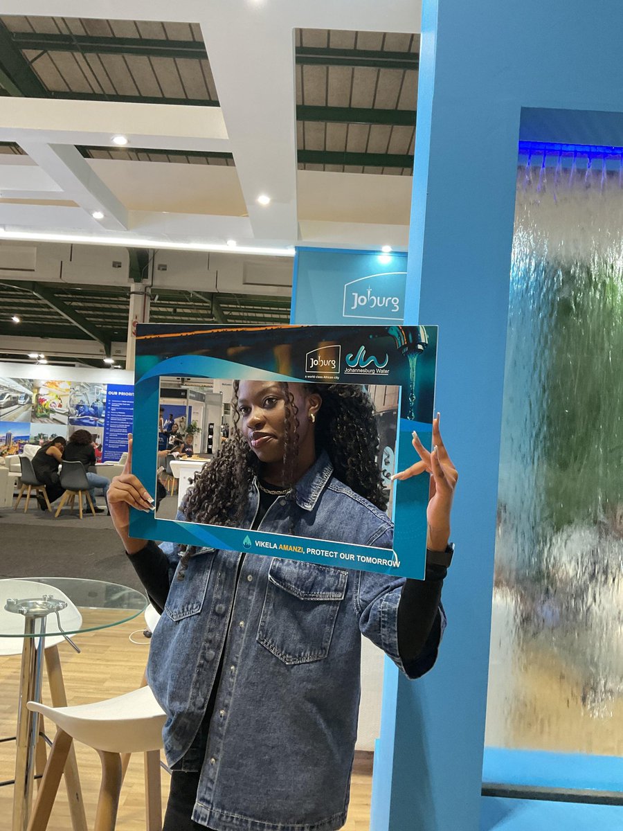 MpfunoC's tweet photo. #randshow #Johannesburgwater #weserveyou https://t.co/rgRcss9p54