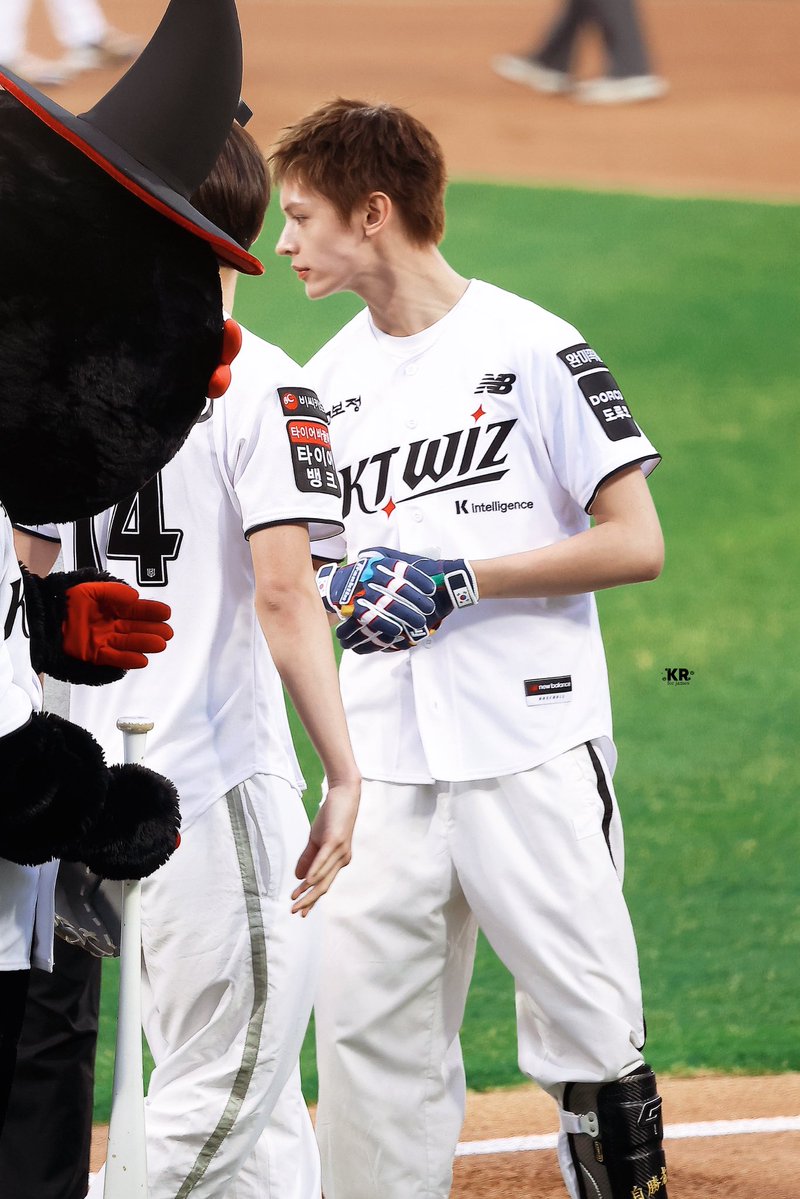 KR_RRRR_10 tweet media