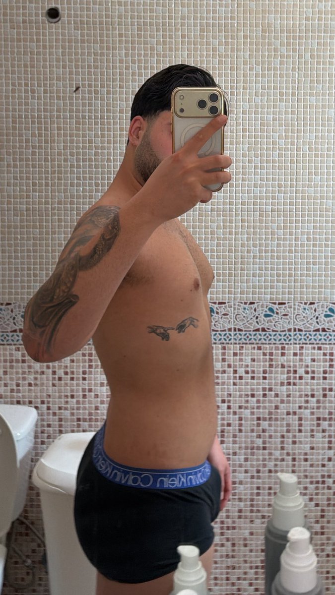 rxlp_'s tweet photo. Pecando en SS https://t.co/N6pu96hlgz